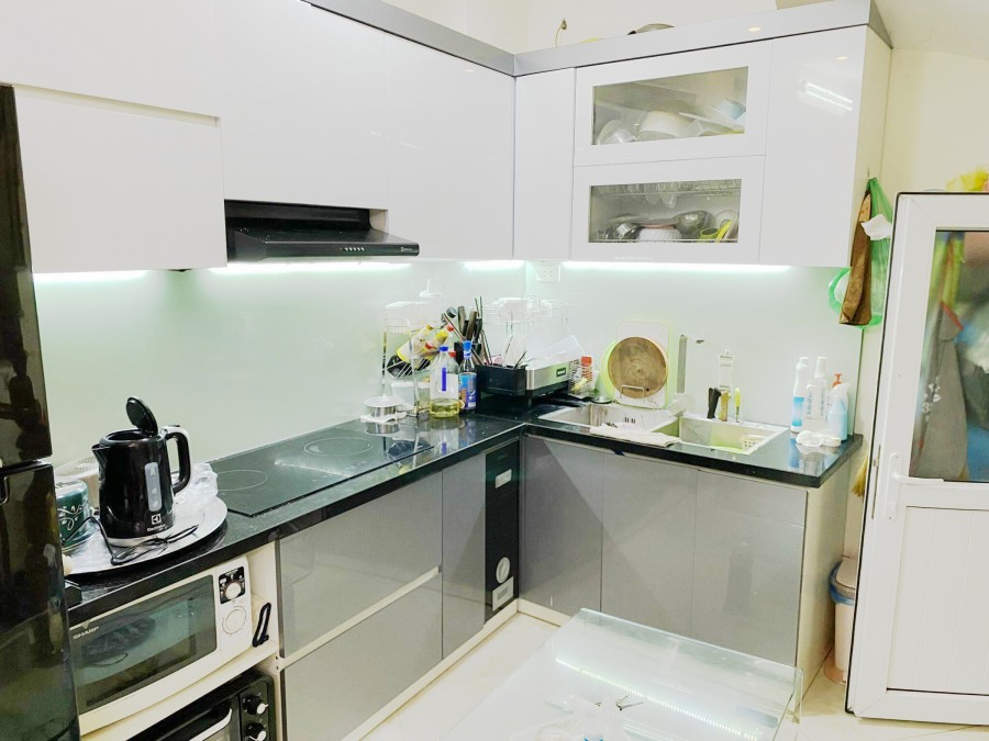 Bán nhà Trường Chinh, Đống Đa, nhà đẹp lung linh, sổ đỏ hoa hậu, DT 33m², Giá 3.5 tỷ.