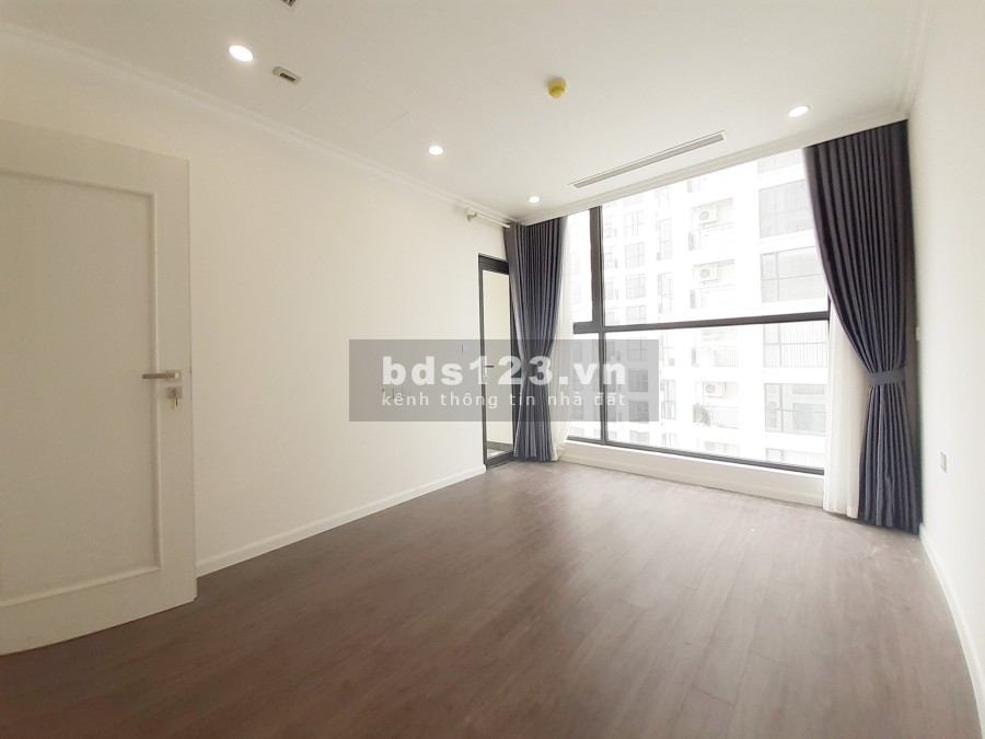 Chính chủ cho thuê CH 3 ngủ tầng cao tại R3 Sunshine Riverside, 98.96m2, view cầu Nhật Tân. LH 0973781843 Ánh.
