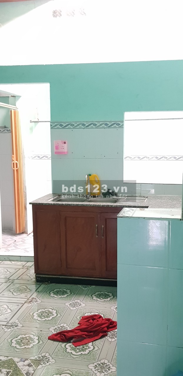 Cần bán gấp căn nhà cấp 4 gần công ty Changshin, cách đường 768: 150m. LH: 0947875500