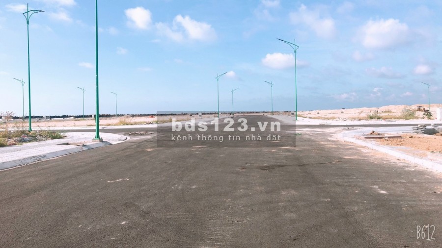 Bán Nhanh Lô đất gần Cảng Cá diện tích 80m2, cho góp trong vòng 30 tháng giá 35 triệu/m2