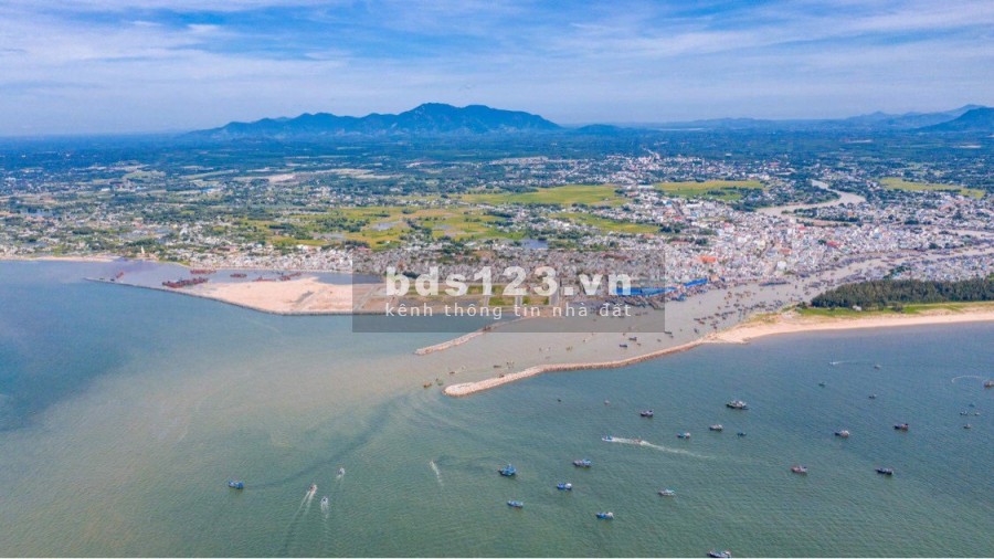 Đất nền 2 mặt tiền biển sổ đỏ lâu dài, liền kề khu dân cư hiện hữu, thanh toán 30 tháng