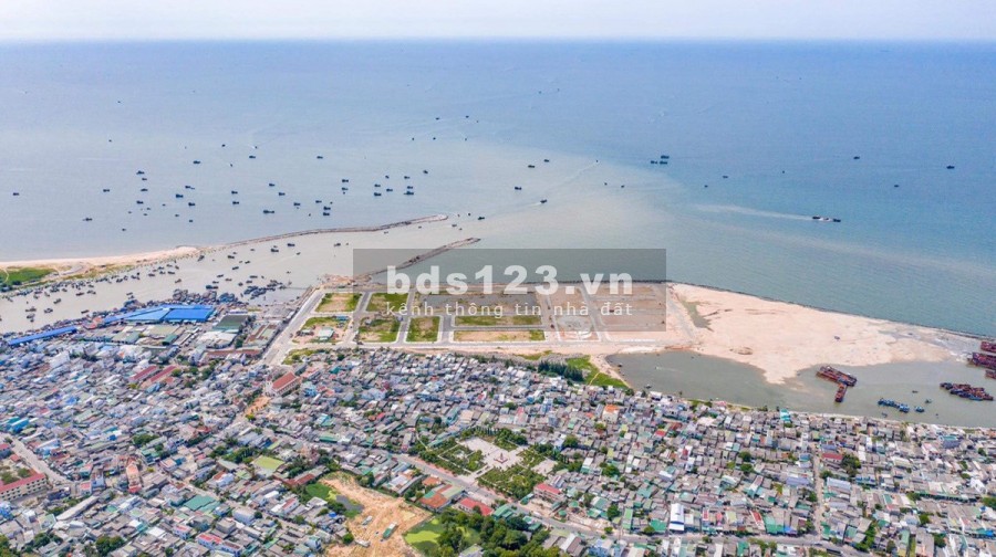 Đất nền 2 mặt tiền biển sổ đỏ lâu dài, liền kề khu dân cư hiện hữu, thanh toán 30 tháng