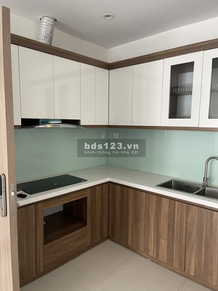 Cho thuê gấp căn hộ 3PN, đồ cơ bản tại Vinhomes Smart City liên hệ chính chủ 0358725098