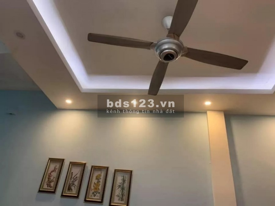 Bán nhà đẹp Khương Hạ 34m2, đúc 3,5 tầng ngõ 2m thông Giá 2,85 tỷ bay trong ngày