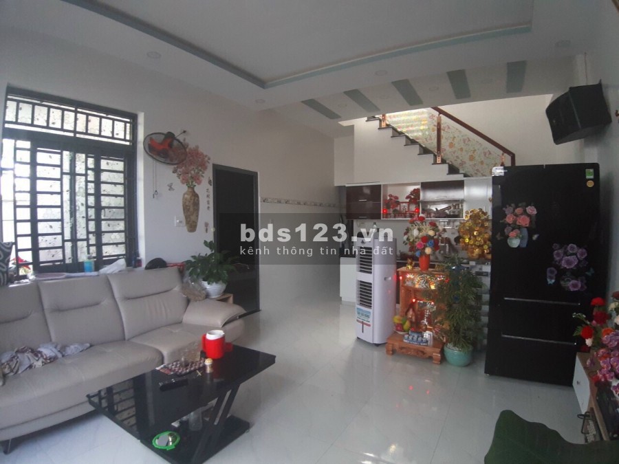 Bán nhà 2 tầng hiện đại đường Cầu Dứa Phú Nông- Nha Trang, ô tô vào tận nơi sổ hồng