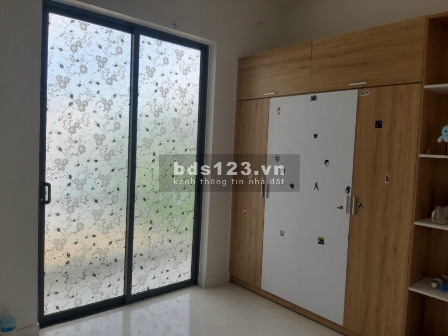 Bán nhà 2 tầng hiện đại đường Cầu Dứa Phú Nông- Nha Trang, ô tô vào tận nơi sổ hồng