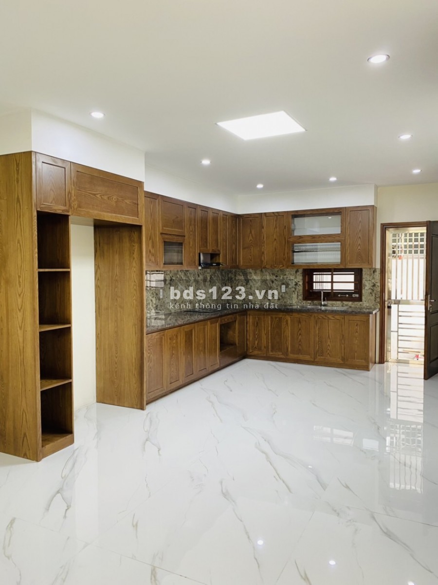 Bán nhà 4 tầng, 80m2, mt 4m, KĐT Vạn Phúc, TP HD, 4 ngủ, nhà đẹp, vị trí trung tâm