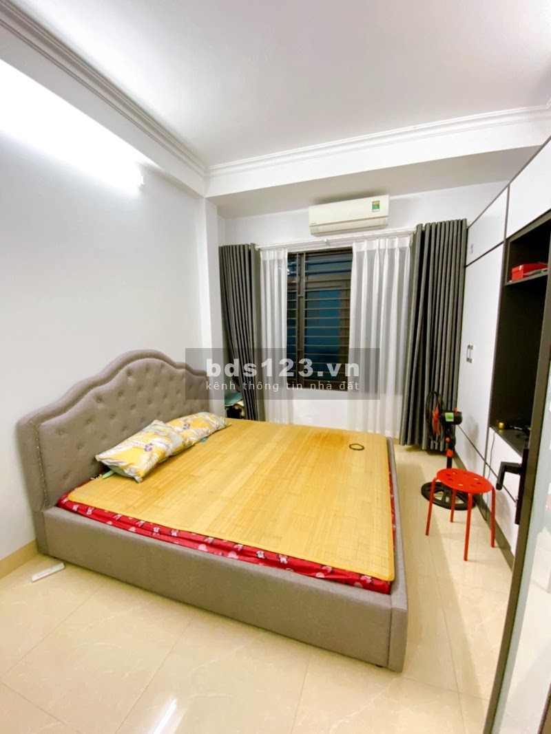 Chỉ 2.62 tỷ sở hữu ngay nhà rộng 40m2 mặt tiền 4m, 3 mặt thoáng, vị trí nhà Đông Ngạc