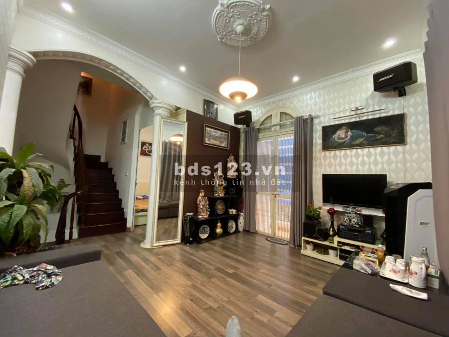 Bán Nhà Tuyệt Đỉnh Kinh Doanh, Lô Góc Khương Trung ngõ xe tải dtsd 40m2 5 tầng, giá 5 tỷ