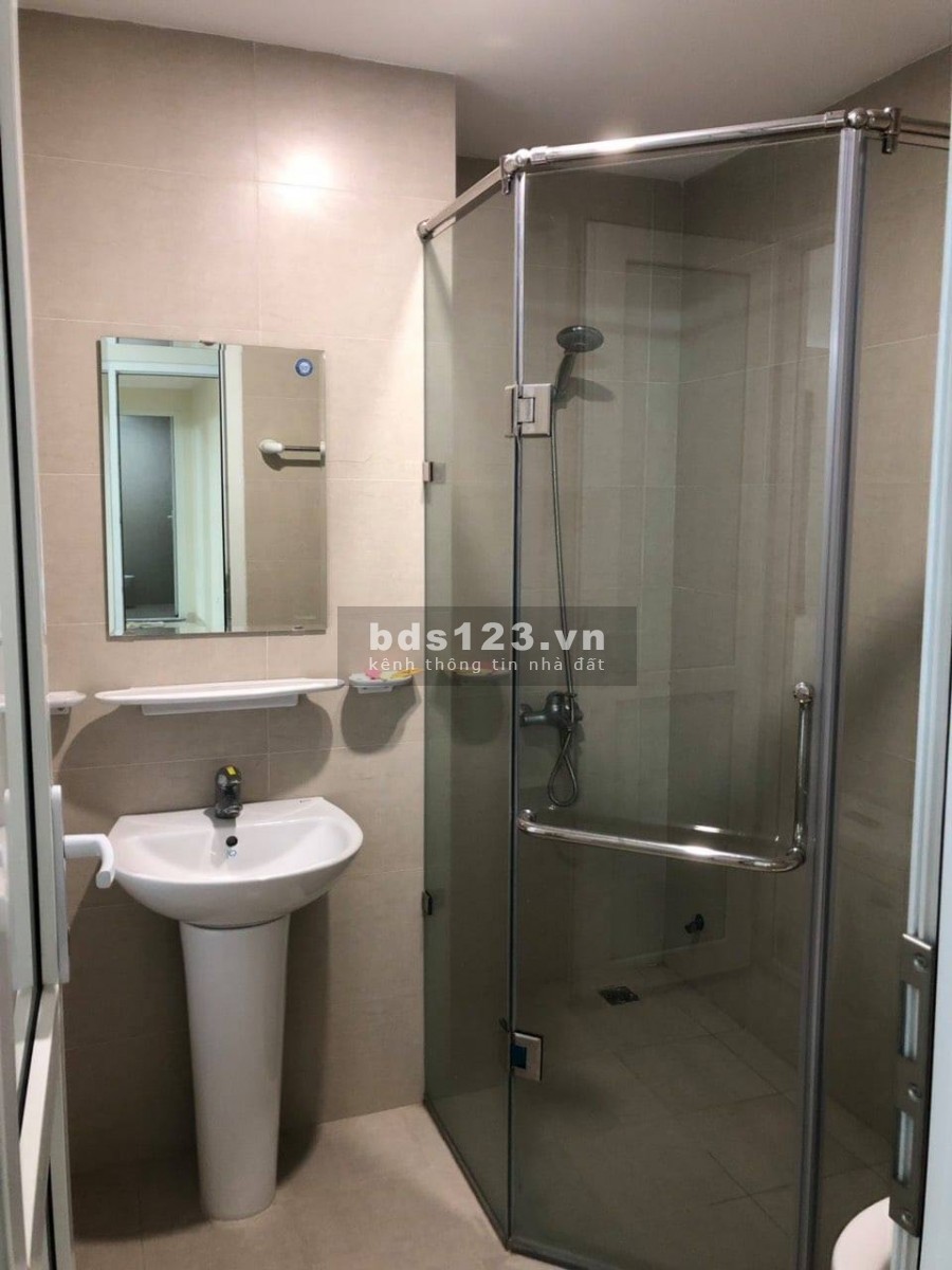 Chính chủ bán căn hộ Flc Star Tower dt 93m2, 3pn-2wc giá 1.83 tỷ, full nội thất, Lh 0346967663