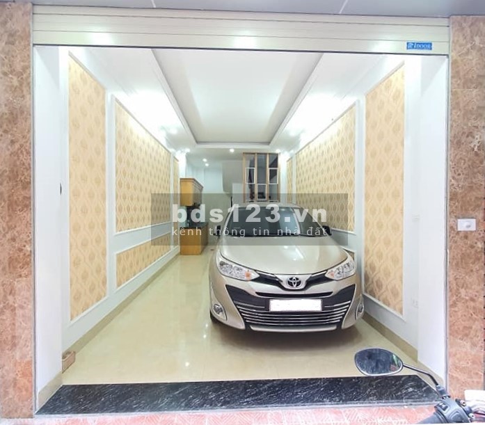 Bán nhà phân lô Nguyễn Văn Huyên, Quận Cầu Giấy, ô tô vào nhà đầu 6 tỷ, lh 0852343968