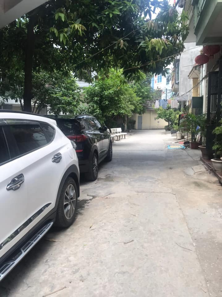 Hiếm Nhà Thái Thịnh, Quận Đống Đa diện tích 40m2, 4 tầng, ô tô, giá chỉ nhỉnh 3 tỷ