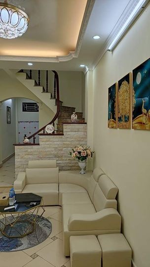 Bán nhà siêu hot trung tâm Lạc Trung, dốc Minh Khai Quận Hai Bà Trưng dtsd 48m2, 5 tầng