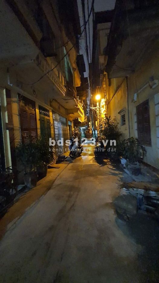 Hàng xóm Tạ Quang Bửu 65m2*5T đẹp như tranh chỉ việc về ở Xách vali về ở