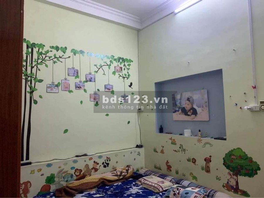 Bán nhà Nguyễn Quý Đức chủ nhà hiền lành, vị trí đẹp thông số vàng, liên hệ 0965068283