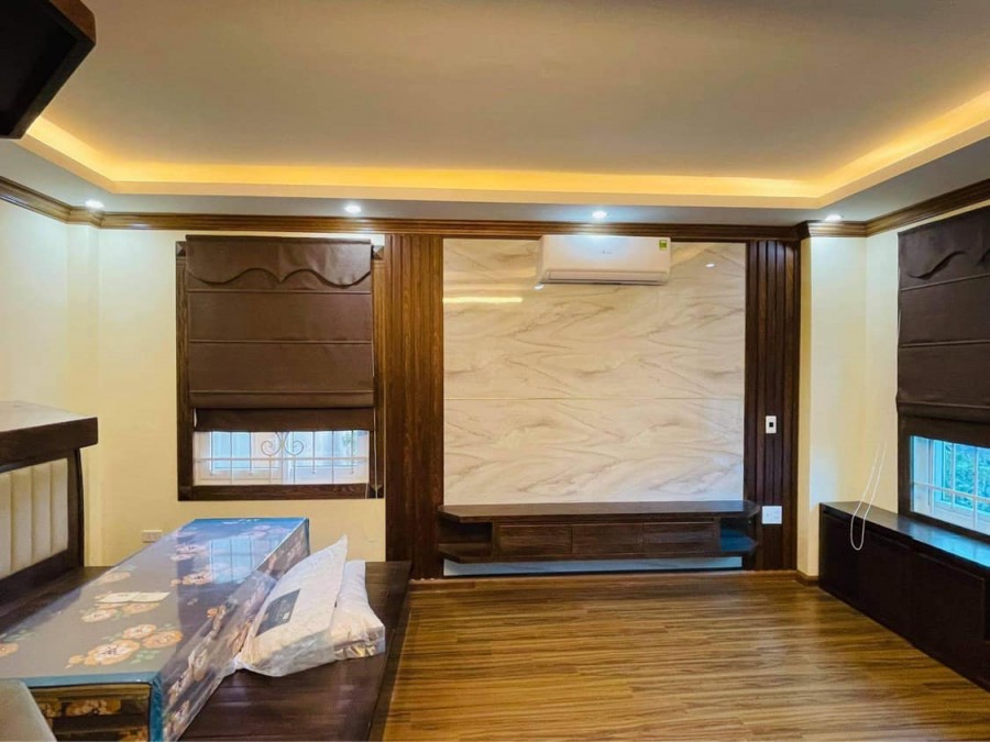 Bán nhà Trần Cung Cầu Giấy, phân lô mặt ngõ thông, kinh doanh 5 tầng, mt 5m, giá 4 tỷ, lh 0987862680