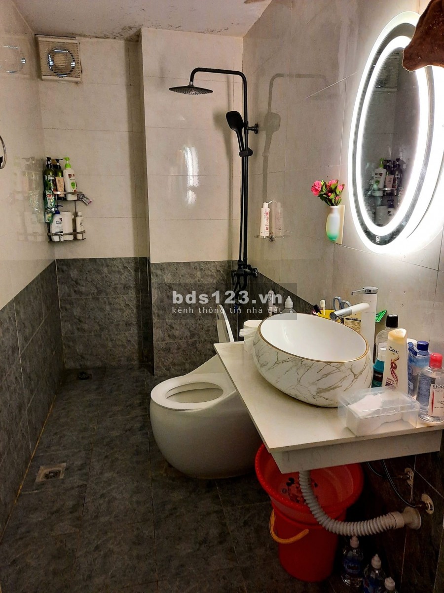 Bán nhà trung tâm Quận Đống Đa, gần phố, Tây Sơn diện tích 29/33m2, giá bán 4.35 tỷ