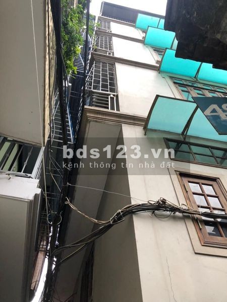 Mặt ngõ Phan Đình Giót Quận Thanh Xuân diện tích sử dụng 31m2 6 tầng giá bán 3.9 tỷ