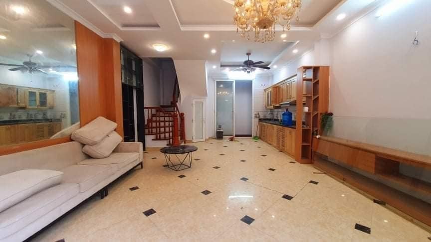 Bán nhà khu phân lô Quận Đội nhà đẹp dt 47m2 4 tầng 5.7m mặt tiền giá có thương lượng