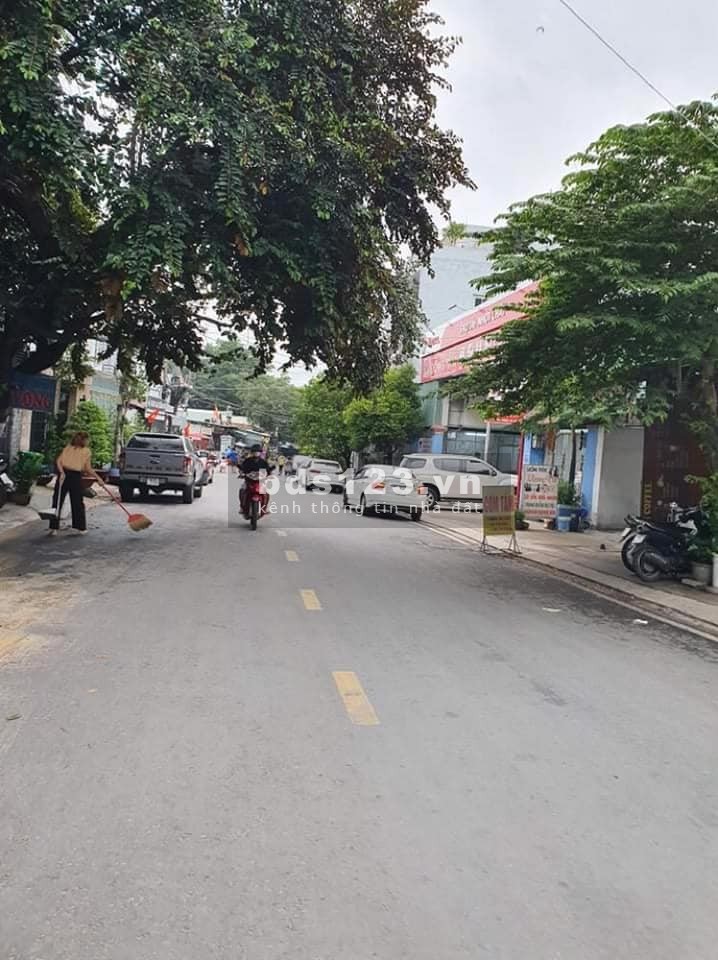 Bán nhà Phan Huy Ích Gò Vấp khu phân lô ô tô tránh, hẻm nhựa, kinh doanh, dt 43m2, giá 4.6 tỷ