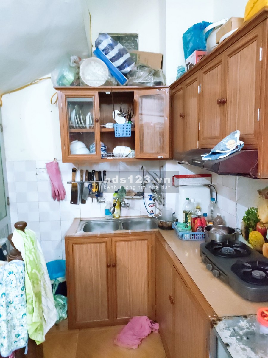 Bán nhà nguyên căn Quận Hoàng Mai phố Nguyễn Chính, giá nhỉnh 2 tỷ lh 0364022183