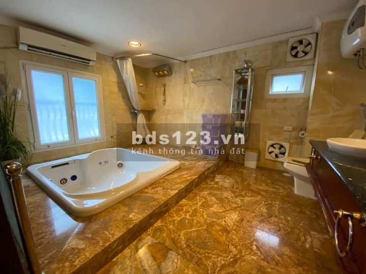 Bán biệt thự Hồ Tây nơi thiên đường của hạ giới 4 mặt thoáng giá tiện đầu tư, bàn giao ngay