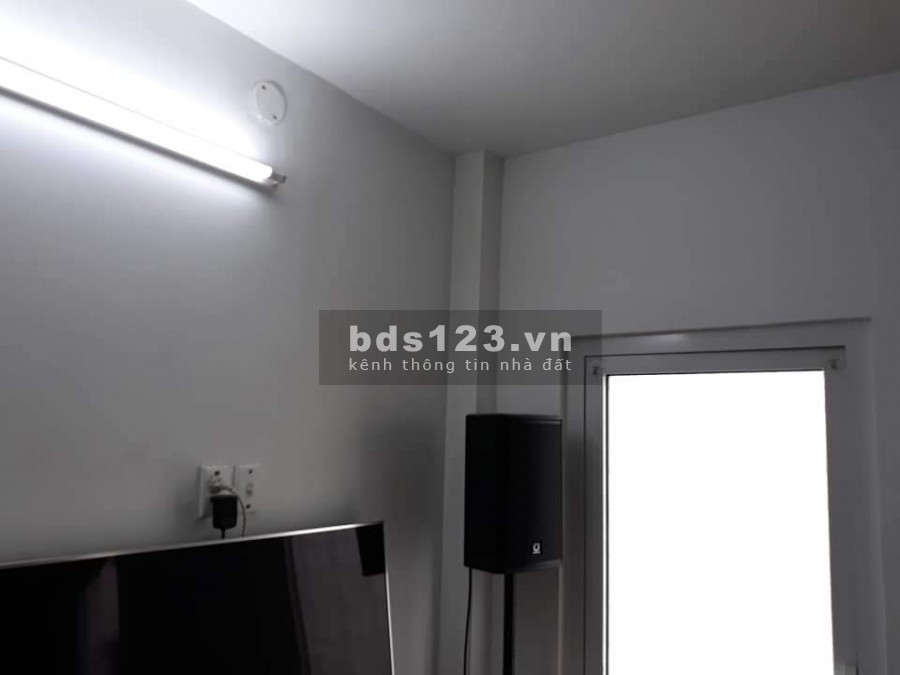 Nhà 4 tầng kiên cố, ngang 5m đường Tô Hiến Thành, P.15, Quận 10 giá bán nhanh 5,5 tỷ