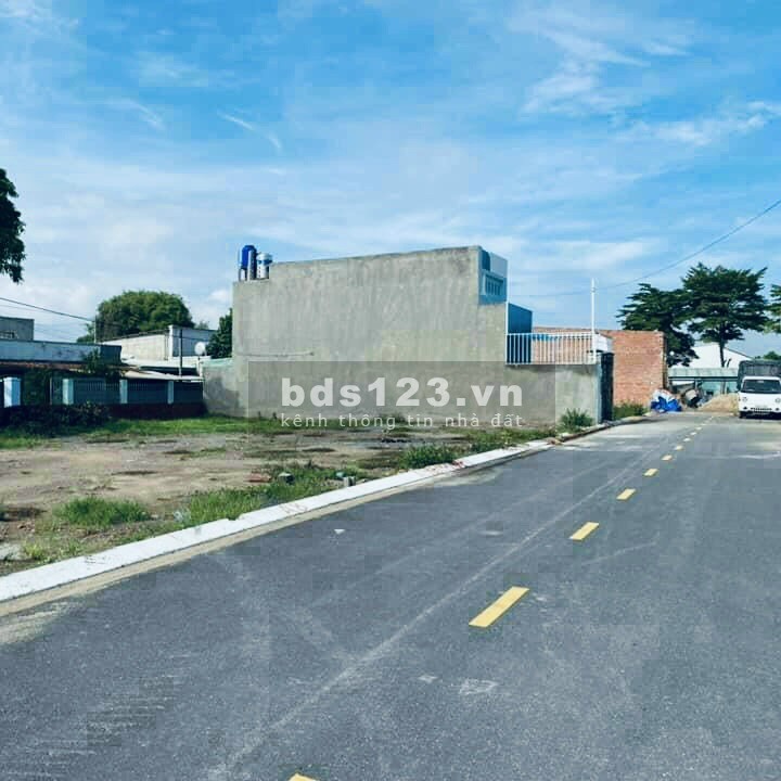 Bán đất diện tích 100m2 trường TH Trần Phú. Hố Nai 3. Trảng Bom Đồng Nai giá rẻ