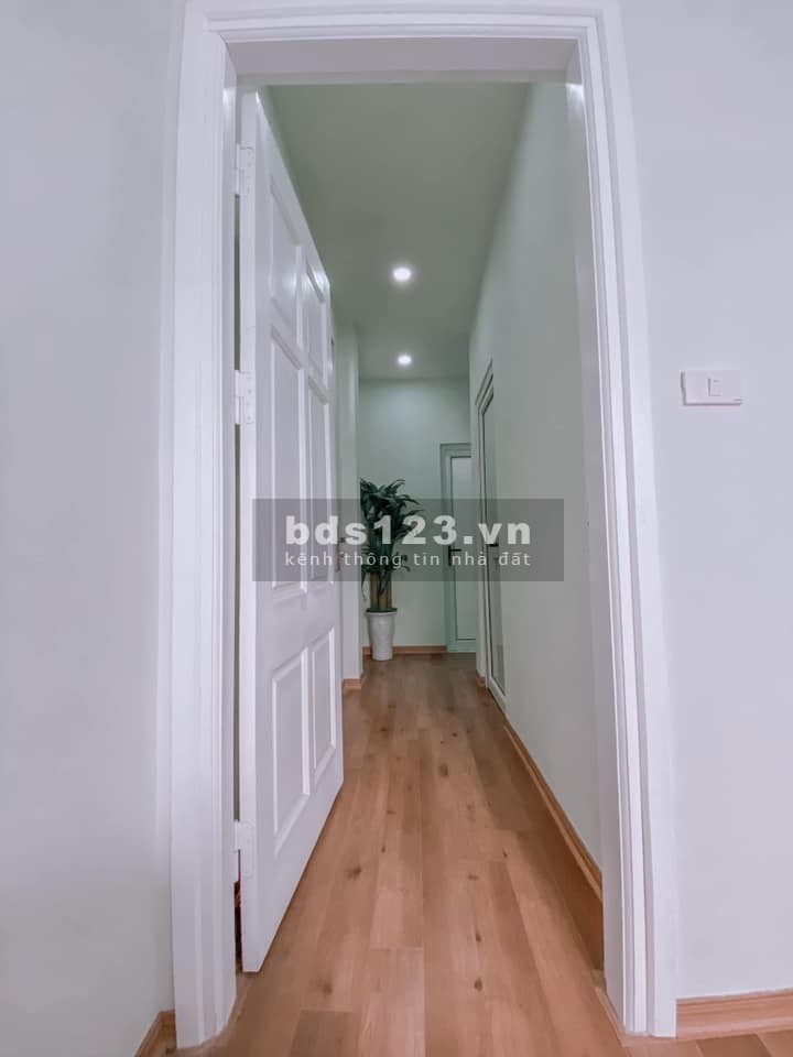 Bán nhà Nguyễn Khánh Toàn Quận Cầu Giấy diện tích sử dụng 35m2. Giá nhỉnh 3 tỷ