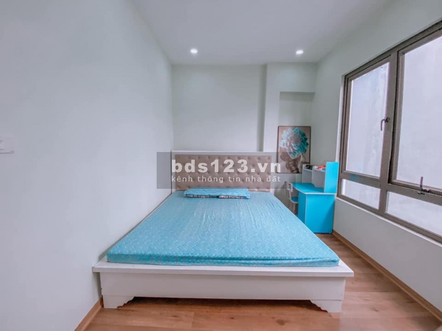 Bán nhà Nguyễn Khánh Toàn Quận Cầu Giấy diện tích sử dụng 35m2. Giá nhỉnh 3 tỷ