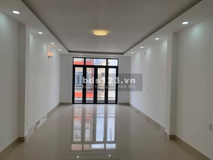 Bán nhà HXH Lê Lợi, 60m2, 4 tầng mới, đẹp, gần trường ĐH Công Nghiệp, 9.2 tỷ.
