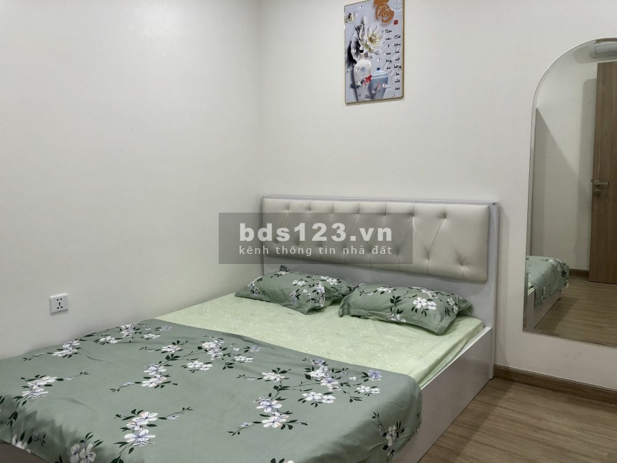 Cho thuê căn hộ chung cư full nội thất 2PN màu hồng dễ thương giá 6 triệu/tháng, lhcc