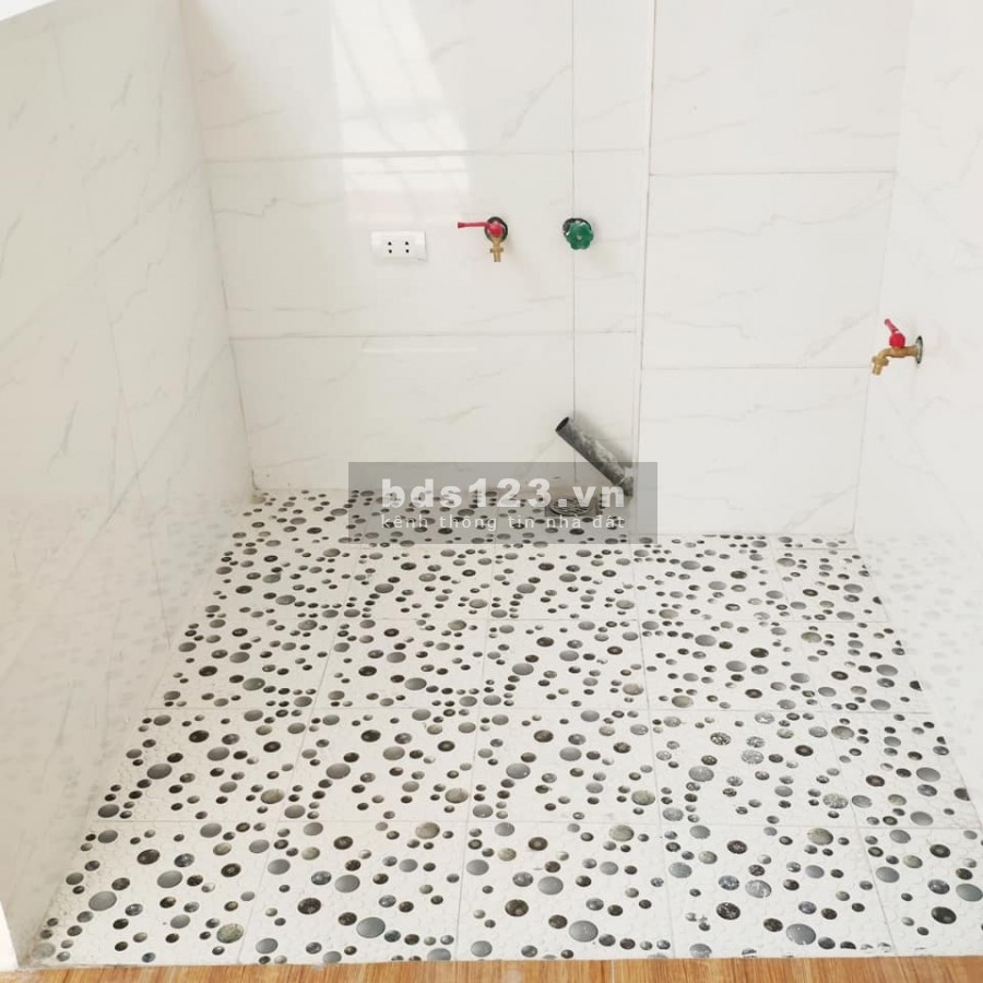 Chỉ 2.95 tỷ sở hữu ngay nhà Kiều Mai sân đỗ ô tô cách đường ô tô tránh chỉ 30m, giá tốt