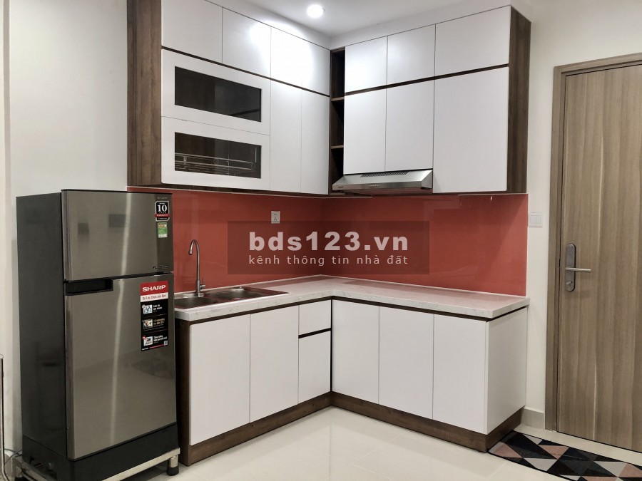 Cho thuê căn hộ chung cư full nội thất 2PN màu hồng dễ thương giá 6 triệu/tháng, lhcc