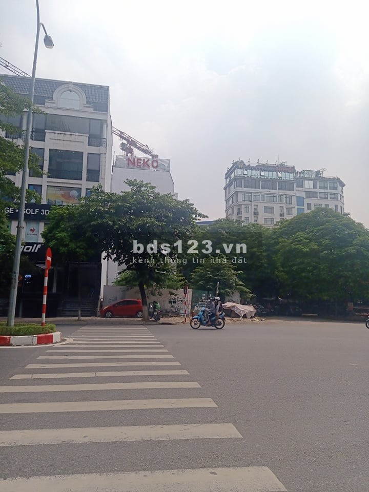 Bán đất mặt phố Trần Thái Tông Cầu Giấy, lô góc, vỉa hè, kinh doanh, dt 100m2 MT 7m, nhỉnh 40 tỷ