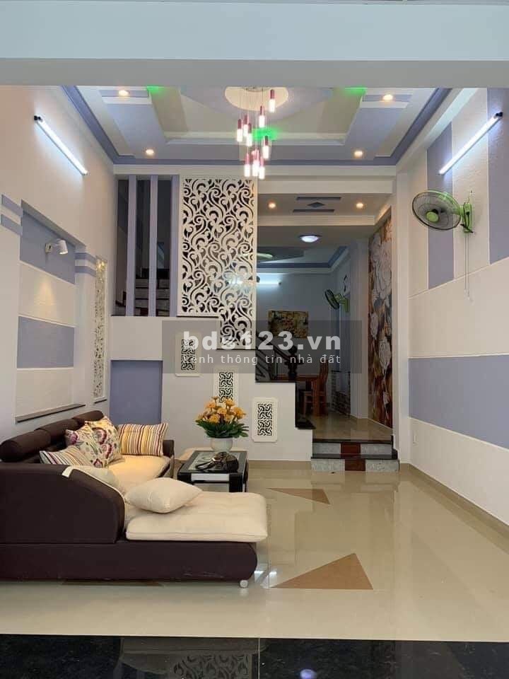 Bán nhà diện tích 5,3x16m Quận 10 đúc kiên cố 3 lầu giá bán 9,1 tỷ liên hệ 0978085762