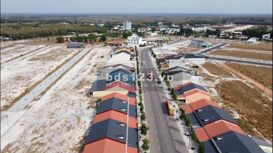 Chính chủ cần bán lô đất mặt tiền đường nhựa ngay KCN Becamex chợ thành giá rẻ hơn 200tr