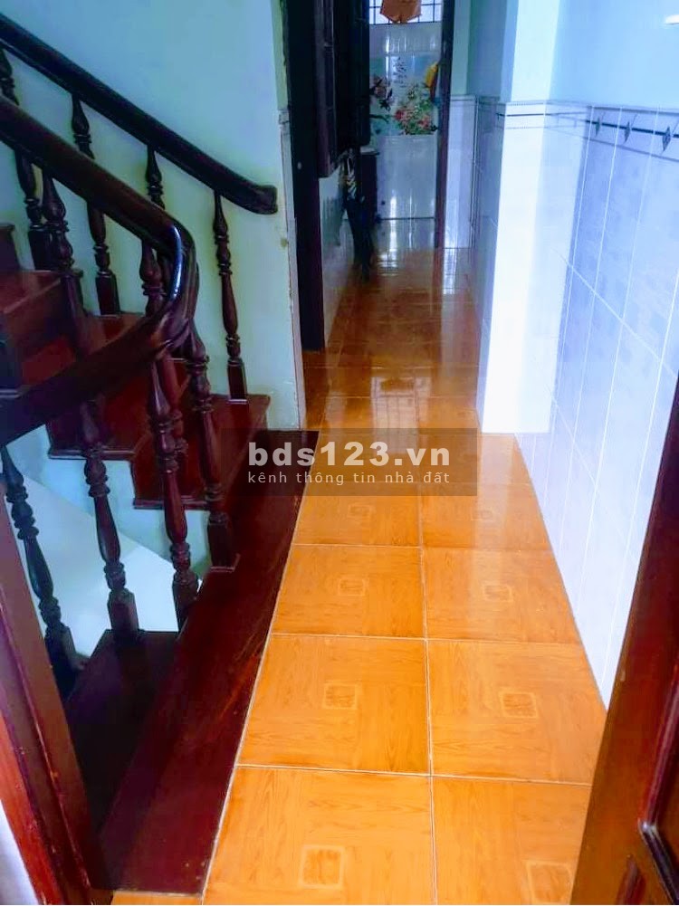 Bán nhà nguyên căn mặt tiền Quận Gò Vấp, khu dân trí cao vị trí đẹp giá bán cực rẻ