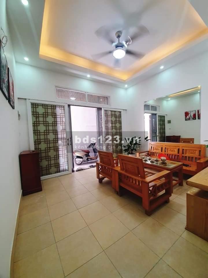 Bán nhà Khương Trung gần hồ thoáng tặng ngay nội thất cho khách chốt luôn, pháp lý sạch