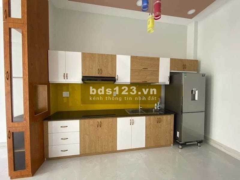 Nhà ngang 4m, hxh, sân ô tô, tặng nội thất, dtsd 44m2 4 tầng, Lê Đức Thọ, Quận Gò Vấp, chỉ 4.8 tỷ