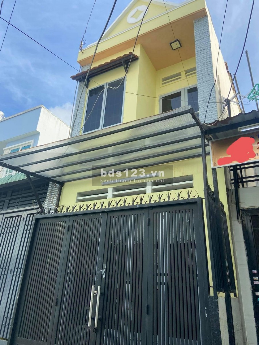 Bán Nhà Gò Vấp, hẻm xe hơi diện tích sử dụng 45m2, đúc kiên cố 2 tầng, 4PN, Giá Rẻ.