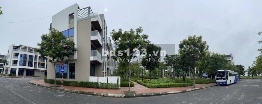 Bán nhanh nhà mặt tiền lô góc đường lớn, trục chính, đúc 4 tầng, giá bao rẻ, lh 0334398283