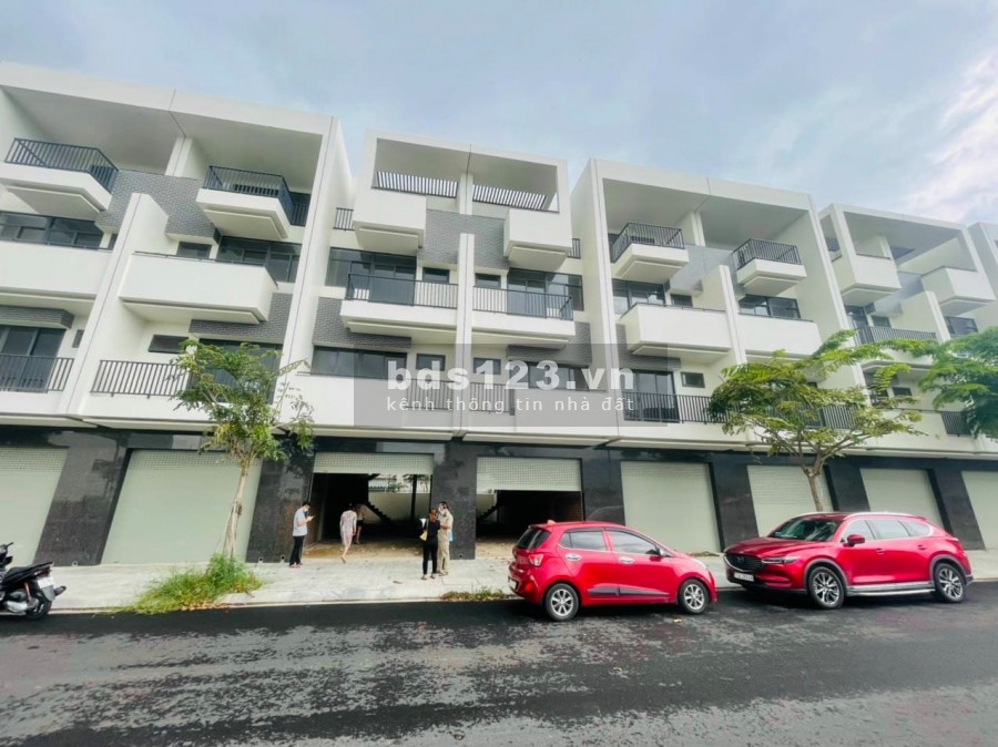 Shophouse VCN Nha Trang tiện ích đủ giáp sông kề biển pháp lí chính chủ, bàn giao ngay