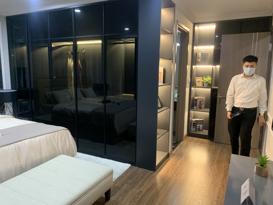 Căn hộ cao cấp cách Hồ Tây 300m, mặt tiền đường Võ Chí Công, 3 lô gia, chỉ 32-35 triệu/m2