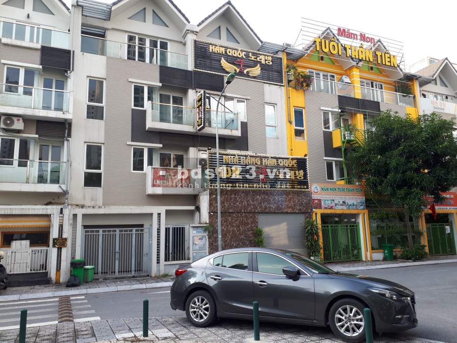 Bán liền kề view công viên dự án A10 Nam Trung Yên, diện tích sử dụng 75m2, hướng ĐN