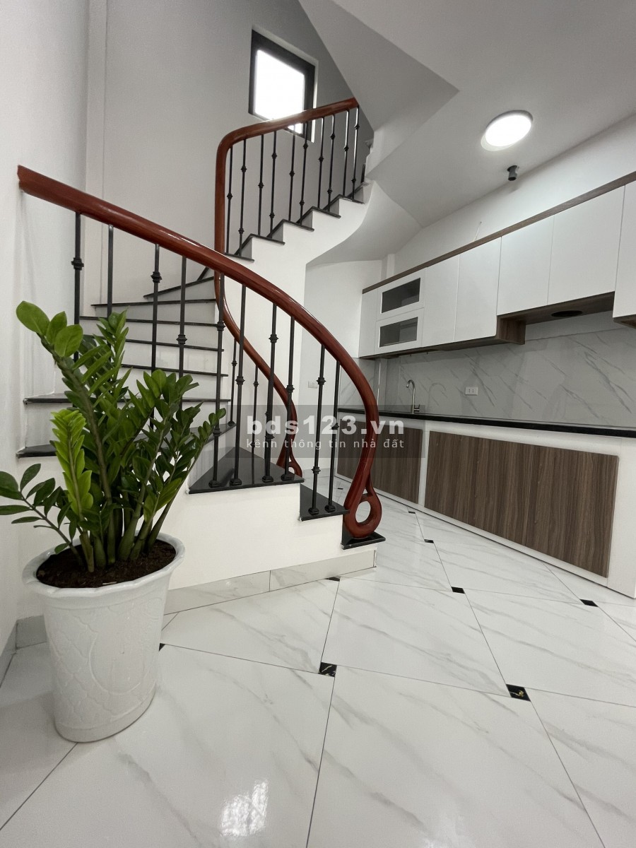 Bán nhà view sông Hòng 5 tầng mới dt 36m2, sát đường An Dương Vương, ngõ trước 3m, giá 3.1 tỷ