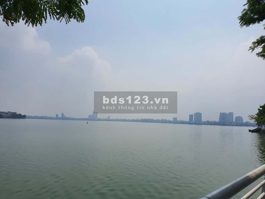 Chính chủ bán 500m2 đất Mặt phố Trích Sài, Hồ Tây, đất lành ông bà để lại, giá thỏa thuận
