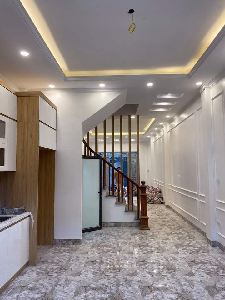 Bán gấp phố Kim Ngưu Hai Bà Trưng, phân lô dt 55m2, 5 tầng đúc, 6 pn, giá bán 5.5 tỷ