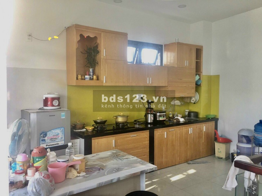 Bán nhanh nhà 3 tầng lô góc, phường Ngọc Hiệp cách 23/10 chỉ 15m giá thương lượng