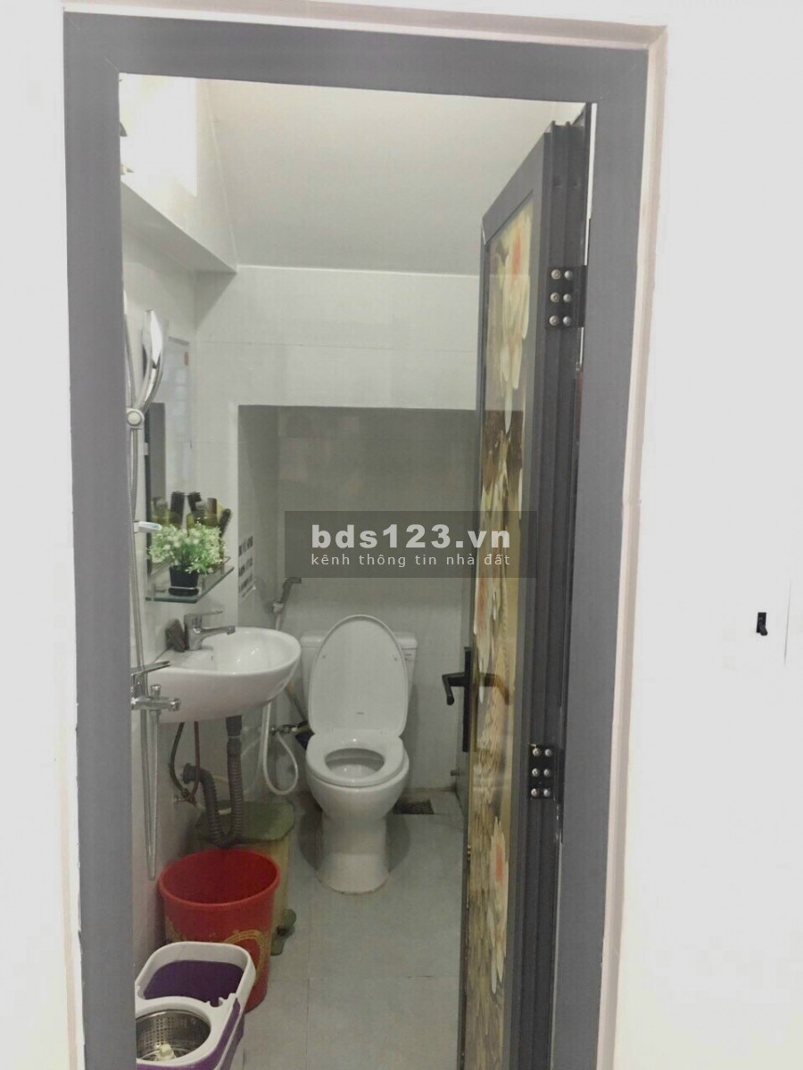 Bán nhanh nhà 3 tầng lô góc, phường Ngọc Hiệp cách 23/10 chỉ 15m giá thương lượng